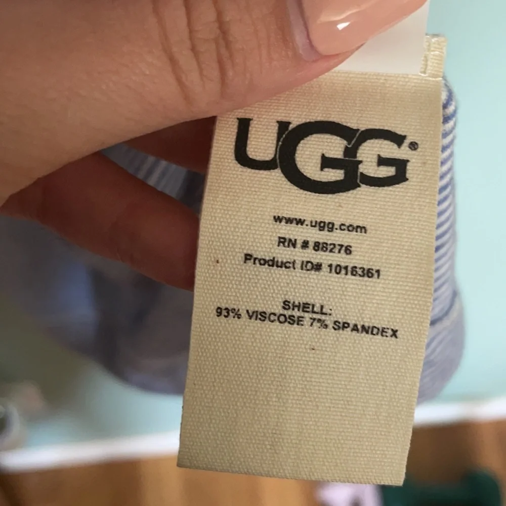 UGG ROBE - Picture 5 of 5